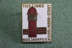 Знак, значок "Карл маркс Штадт, Karl Marx Stadt, 800 лет, 1165 - 1965 гг.". Тяжелый металл, эмали. 