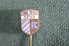 Знак, значок, фрачник "Carl Zeiss Jena FC". Карл Цейсс, оптика. Заколка, тяжелый металл. Германия. 