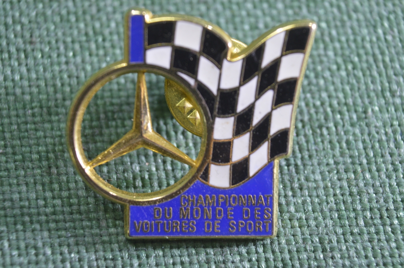Купить Знак значок "Мерседес Mercedes". Чемпионат мира. Клеймо Arthus ...