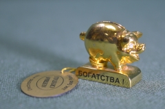 Статуэтка фигурка миниатюрная "Свинья поросенок На Счастье". Австрийские кристаллы. Позолота.