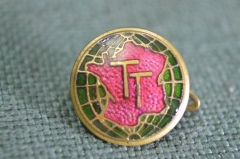 Знак значок "TT Tourist Trophy". Мотоцикл. Мотоциклист. Латунь. Горячая эмаль. О. Мэн. 1950-е.