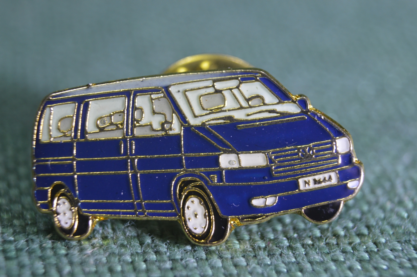 Купить Знак, значок "Автомобиль Caravelle, Фольксваген". Каравелла ...