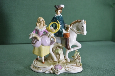 Статуэтка фарфоровая "Кавалер на лошади с дамой". Фарфор. Grafenthal. Графенталь. Германия. #U