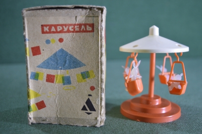 Игрушка детская "Карусель с зайцами". Пластмасса. Оригинальная коробка. Лобненская ф-ка. СССР.