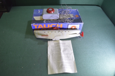 Игрушка подводная лодка "Дельфин". Tauch boot. ГДР. Германия. 1970-е. #G2