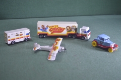 Машинка игрушка "Matchbox". Набор 4 шт. Цирк Circus. Самолет. Таиланд. 1977-1979 год.