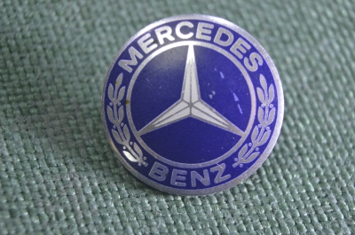 Знак значок "Мерседес Mercedes". ГДР. Германия. #1