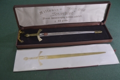 Панно настенное "Меч Szczerbiec Щербец". Металл. Футляр карболит. Буклет. Польша. 1966 год.