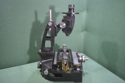 Микроскоп старинный Карл Цейсс. Carl Zeiss Jena. USA Patent. Массивный, рабочий. Интерьер.