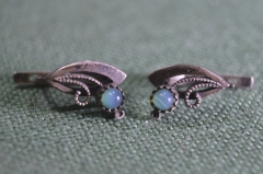 Серьги со вставкой. Зеленый камень. Серебро 925 проба звезда. СССР. 1950е.