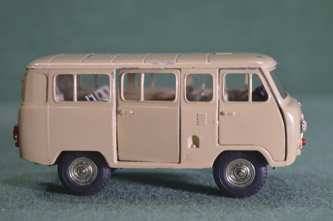 Купить Модель, автомобиль УАЗ-452. Масштаб 1:43 А41 Made in USSR ...