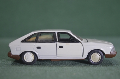 Модель, автомобиль Москвич 2141. Масштаб 1:43 Made in USSR. Моделька машинка. 