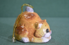 Игрушка елочная "Рыжий ленивый кот и мышка". Кошка, мышь. Керамика, майолика, ручная роспись. #1