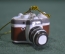 Игрушка елочная "Фотоаппарат, фотокамера". Фотограф, репортер. Керамика майолика, ручная роспись. #1