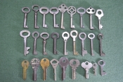 Ключи старинные. Комод, буфет, шкаф, шкатулка. Подборка. Сборный лот.