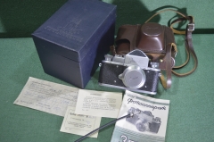 Фотоаппарат "Зенит, Zenit", ранний N 5417711 Объектив Индустар-50. Коробка, документы. 1960 -е. СССР