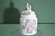 Чайница фарфоровая, с крышкой. Емкость для хранения чая. Роспись, цветы. Фарфор. 