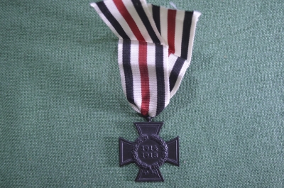 Медаль, Орден, Крест Гинденбурга 1914-1918. Черный, для вдов и матерей, на ленте. 3-й Рейх, Германия