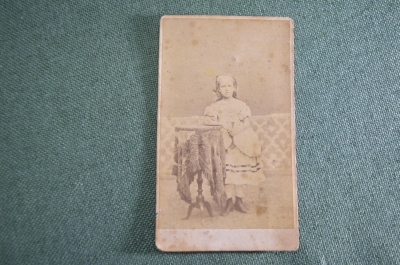 Фотография визитка. Девушка. Мода. Царская Россия. 1871 год.