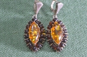 Серьги серебряные. Вставки янтарь? Серебро 925 проба. ЛФВД.