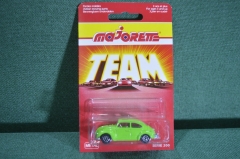 Модель машинка "Volkswagen Beetle 1302". Majorette. Блистер. Винтаж. Франция.