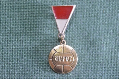 Знак значок "Спартак мяч футбол". СССР.
