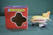 Игрушка модель самолет 