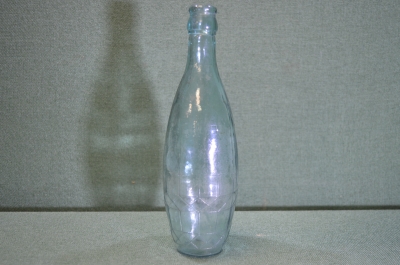 Бутылка, бутыль старинная с гранями. СГЗ. Прозрачное стекло.