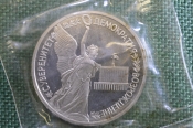 Монета 1 рубль 1992 года. Сувернитет Демократия Возрождение. Запайка. Банк России.