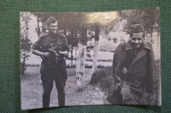 Фотография "Я беру тебя в плен", 1940-е годы. #S1