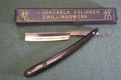 Бритва опасная "Henckels Solingen Zwillingswerk". Оригинальный футляр. Рейх. Германия. 1940е.