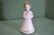 Фарфоровая статуэтка 