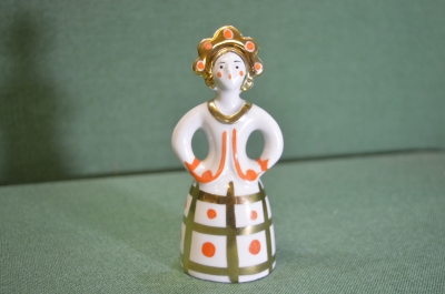 Фарфоровая статуэтка "Девушка кокошнике". Фарфор, золочение. Дулево. СССР. #U