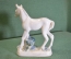 Статуэтка фарфоровая "Жеребенок лошадь конь". Фарфор. Гжель. СССР. #U