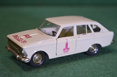 Модель масштабная, автомобиль "ИЖ-1500-КОМБИ". Белый, масштаб 1/43, А12. Олимпиада, Москва-80. 
