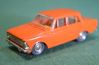 Модель масштабная, автомобиль "Москвич 412". Оранжевый, масштаб 1/43, А2. 
