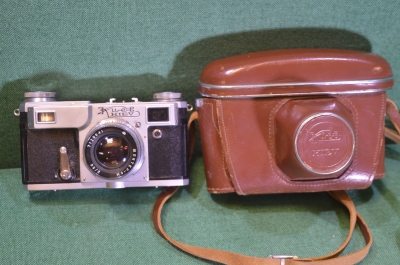 Фотоаппарат "Киев". Объектив Юпитер-8М. Чехол. СССР. #U