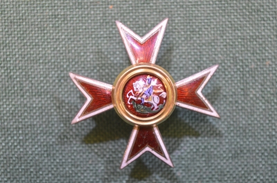 Знак нагрудный "Для окончивших Чугуевское военное училище". Серебро, номерной. Российская Империя.