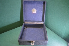 Коробка, ящик, кофр для патефонных пластинок. Коломенский патефонный завод. Главширпотреб. Коробка, ящик, кофр для патефонных пластинок. Коломенский патефонный завод. Главширпотреб.