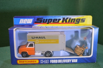 Модель машинка с фигуркой "Ford Delivery Van". Matchbox Super Kings. Великобритания. 1977 год.
