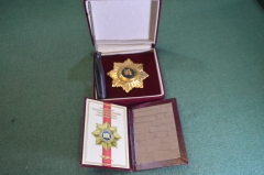 Знак и документ. За высокие достижения. Холдинговая промышленная компания. НПК. РФ.