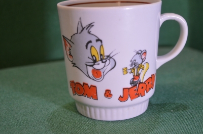 Чашка фарфоровая детская "Том и Джерри Tom & Jerry". Фарфор. Полонное. Полонский завод. СССР.