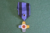 Знак нагрудный с лентой, крест 