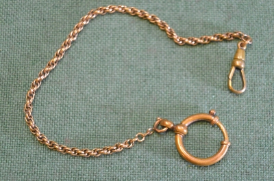 Цепочка, шатлен с карабином. Для часов. Желтый металл. 