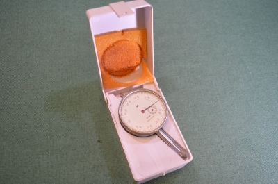 Индикатор часового типа 0-10 мм. Отсчетное устройство. 0,01 mm, СССР.