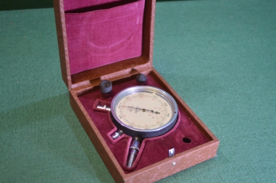 Тахометр часовой. СК Тип 751. Чистопольский часовой завод. 