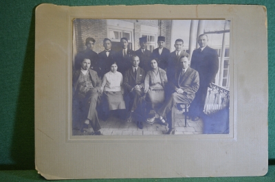 Фотография старинная групповая. Кавказ. 1920 - 1930 -е гг. СССР. 