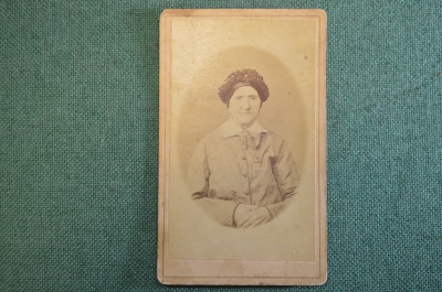 Фотография старинная "Бабушка в черном головном уборе". Фот. Мечислава Викторовича Островского.