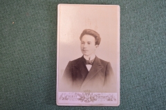 Фотография старинная "Юноша в пиджаке с бабочкой". Visit Portrait. 1900 г.