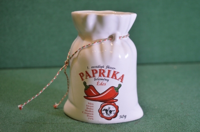 Емкость фарфроровая для специй "Мешочек мешок Paprika". Фарфор. Kalocsa. Калоча. Венгрия.